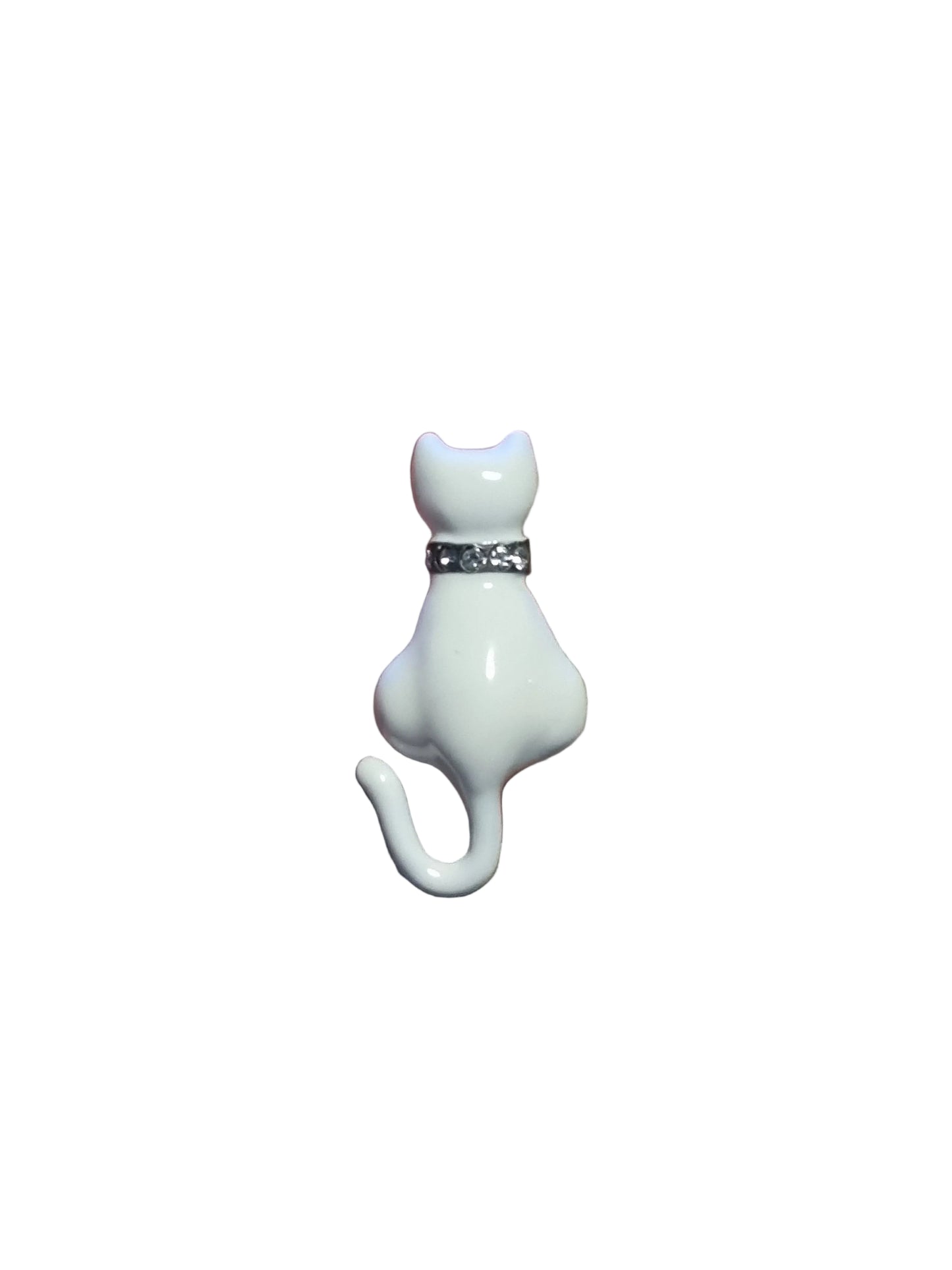 White cat brooch