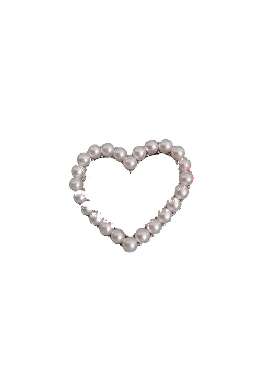 Pearl brooch from Europe 